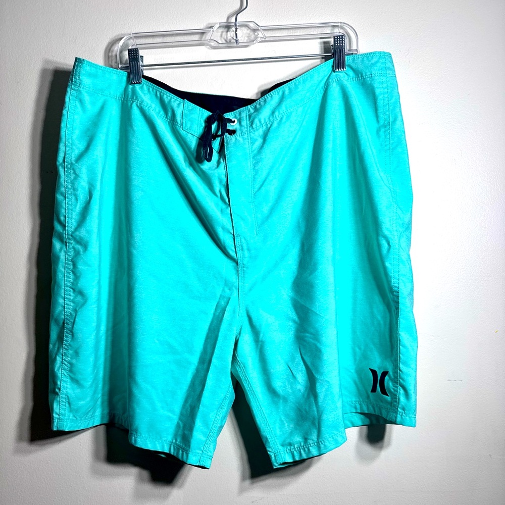Men’s Hurley swim trunks, green teal size 40